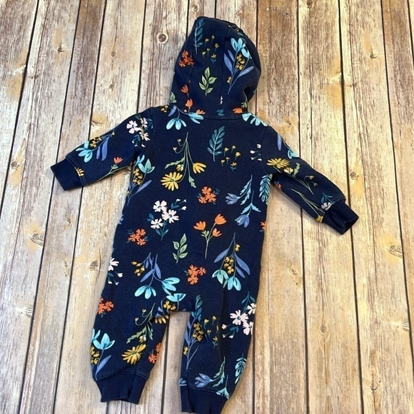 Baby Girl Carter’s 6 Month Floral Body Suit - Picture 5 of 6